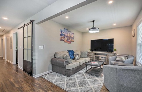 Pittsburgh Casa | Lovely Atlanta Home Less Than 3 Mi to State Farm Arena!