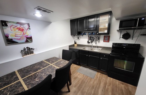 West Jordan Casa | Lovely Basement Suite-2 bedrooms/1 bath with FULL kitchen and laundry!!!