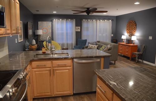 Rehoboth Beach Condominio | Precioso condominio en la playa en el 1er piso - ¡Cerca de todo!