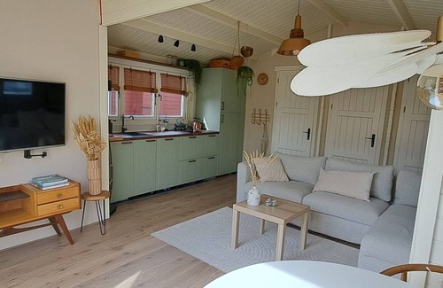 Hoek van Holland Chalet De Esquí | Lovely beach house near the sea