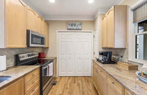 Big Canoe Casa | Lovely Big Canoe Cottage Ideal Location with Breathtaking View