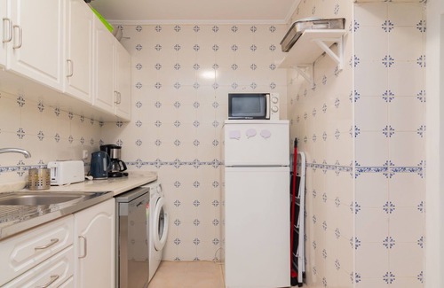 Santa Engracia Apartamento | Lovely & Bright Family Flat W/ Patio