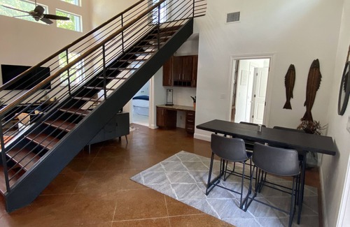 Boerne Casa | Lovely, bright house .4 miles from Main Street, private pool