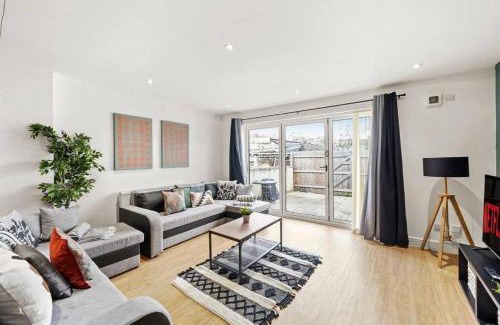 Staple Hill Apartamento | Lovely Bristol Gem - Sleeps 23