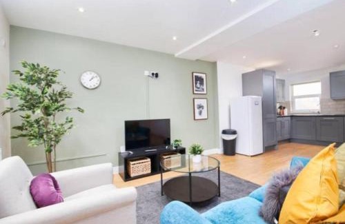 Staple Hill Apartamento | Lovely Bristol Gem - Sleeps 23