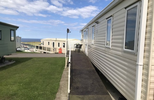 Flamborough Casa | Lovely caravan holiday home in a beautiful coastal setting.