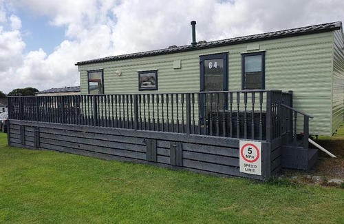 Balminnoch Otro | Lovely Caravan With Decking At Three Lochs Holiday Park In Scotland Ref 93064tl