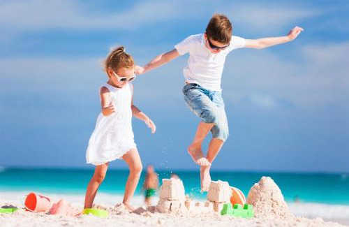 Felixstowe Otro | Lovely Caravan With Wifi & Decking At Felixstowe Beach Holiday Park Ref 55005Sw