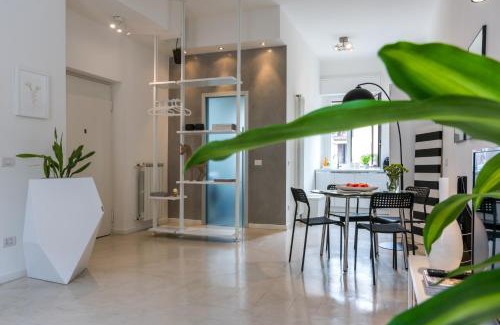 Simonetta Apartamento | Lovely Cenisio Apartment