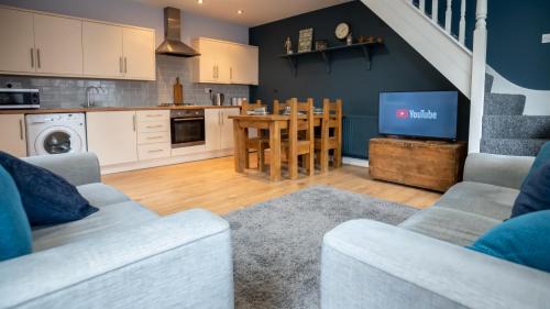 Grangetown Casa | Lovely Coach House with Free Parking