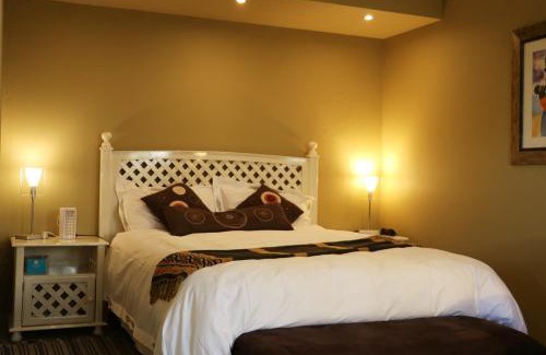 Somerset West Casa | Lovely Concordia, rental unit with free parking