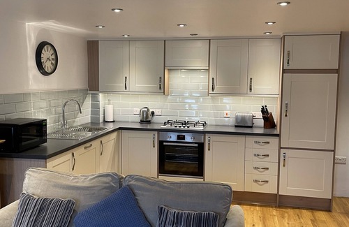 Chittlehampton Cabaña | Lovely cottage on the beautiful village square of Chittlehampton