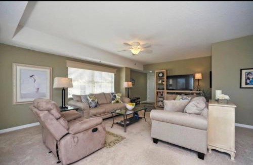 New Smyrna Beach Apartamento | Lovely & Cozy 3 bedroom with pool