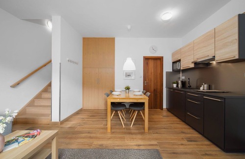 Velka Upa Apartamento | Hermoso apartamento para 4 personas con WIFI, TV, terraza, mascotas permitida y vista panorámica