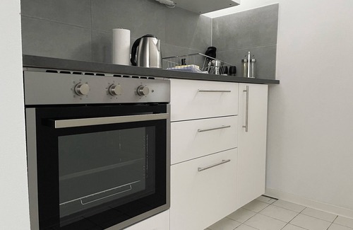 Osnabrueck Apartamento | Lovely double bed studio | home2share