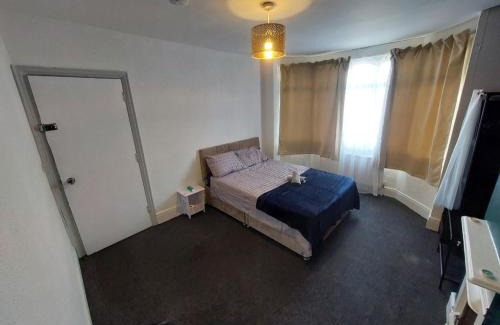Wyken Casa | Lovely Double Room - Coventry