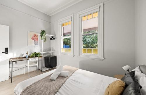 Lindfield Casa | Lovely Double Room - Nearby Transport & Shops - Shared Bathroom