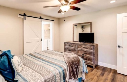 Ellijay Casa | Lovely Ellijay Home with a Cabin feel and Beautiful views