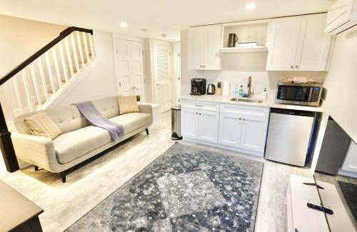 Near Northeast Apartamento | Lovely English Basement Apartment in Washington DC