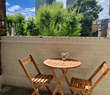 Euston Apartamento | Lovely Entire Flat with Private Balcony in Euston-Central London