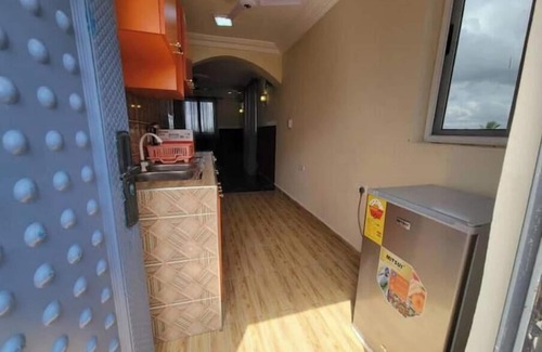 Pokuase Apartamento | Lovely Exctv Apartment with Water Heater @Pokuasi