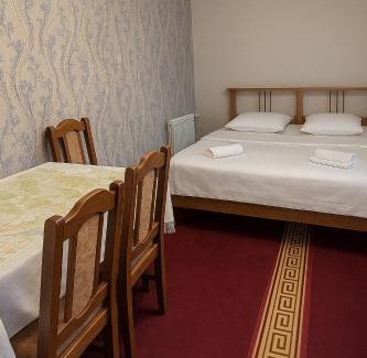 Sheki Casa | Lovely family, Spacious room, City Center apartmen
