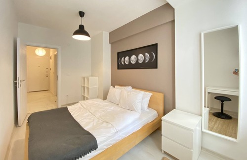 Uludag Apartamento | Lovely Flat with Balcony near Metro in Eyupsultan