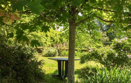 Les Leves-et-Thoumeyragues Casa | Lovely Home In Les Leves Et Thoumeyra