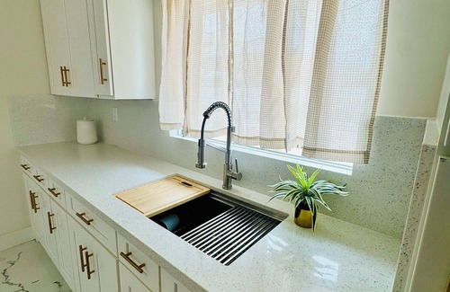 McAllen Casa | Lovely fresh happy place
