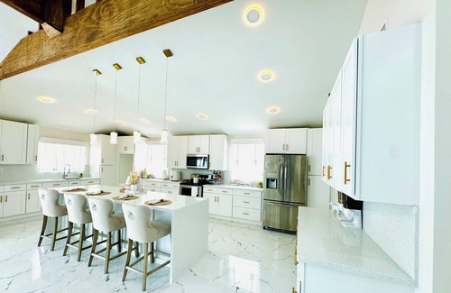 McAllen Casa | Lovely fresh happy place