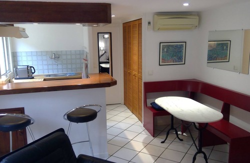 Saint-Sylvestre Apartamento | Lovely garden studio in a villa in Nice