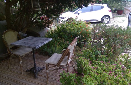 Saint-Sylvestre Apartamento | Lovely garden studio in a villa in Nice