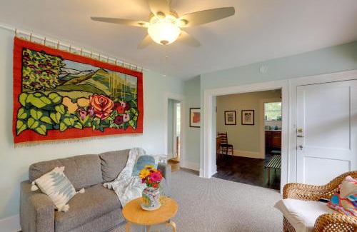Hendersonville Apartamento | Lovely Hendersonville Retreat about 1 Mi to Downtown!
