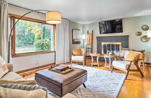 Hendersonville Casa | Lovely Hendersonville Home, Near Parks!