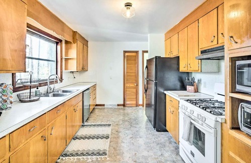 Hendersonville Casa | Lovely Hendersonville Home, Near Parks!