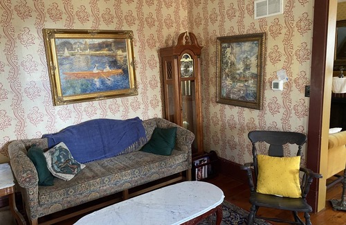 Strasburg Casa | Lovely Historic Home in Strasburg with 5 Bedrooms & Huge 3rd Floor Suite