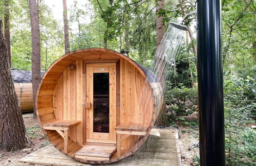Rheezerveen Casa | Casa vacacional con baסera de hidromasaje