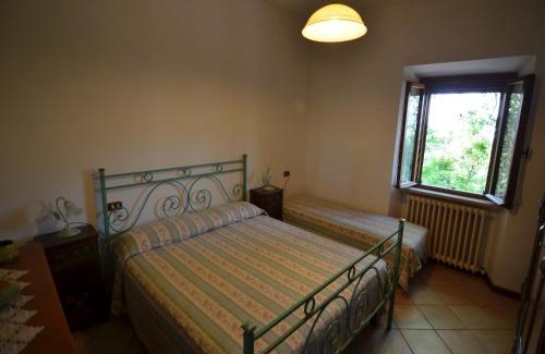 Croce Casa | Lovely Holiday Home in Monte Colombo on Farm