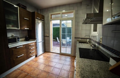 Las Jaras Casa | Encantadora casa de vacaciones en Córdoba con terraza