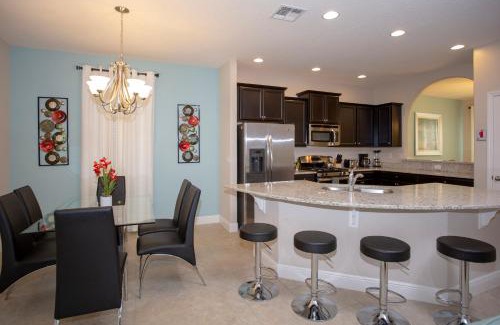 Loughman Casa | Lovely home 15 min to Disney at Solterra Resort