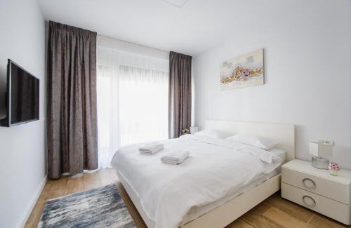Oradea Apartamento | Lovely Home at West Residence