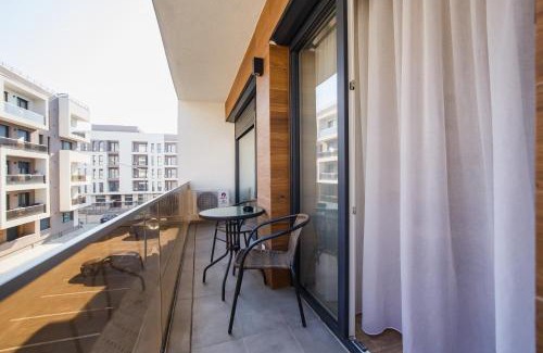 Oradea Apartamento | Lovely Home at West Residence