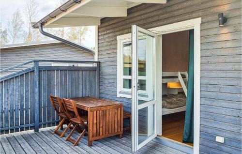 Asensbruk Casa | Lovely Home In Åsensbruk With Kitchen