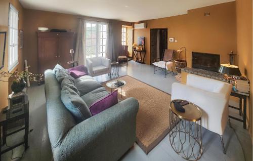Cabrerolles Casa | Lovely Home In Cabrerolles With Wifi