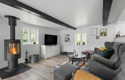 Faxe Ladeplads Casa | Lovely Home In Faxe Ladeplads With Wifi