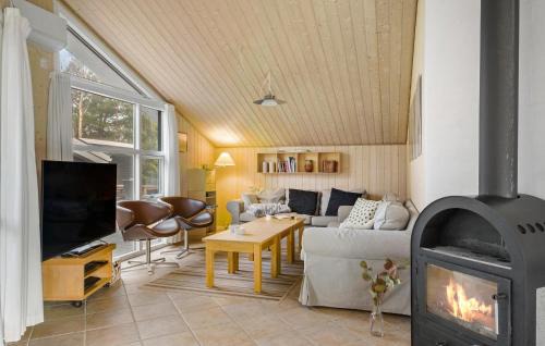 Torup Strand Casa | Lovely Home In Fjerritslev With Sauna