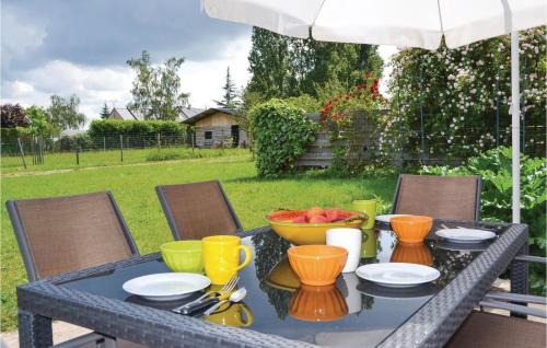 Brain-sur-Allonnes Casa | Lovely Home In Brain-Sur-Alonnes