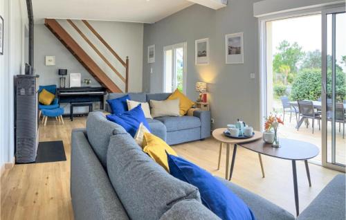 Saint-Germain-sur-Ay Casa | Lovely Home In Saint-Germain-Sur-Ay