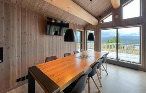 Sor-Fron Casa | Lovely Home In Gålå With Sauna