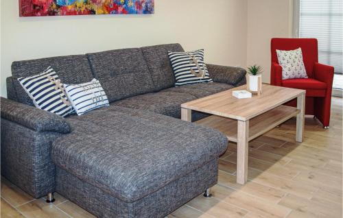 Gutzkow Casa | Lovely Home In Gützkow With Kitchen